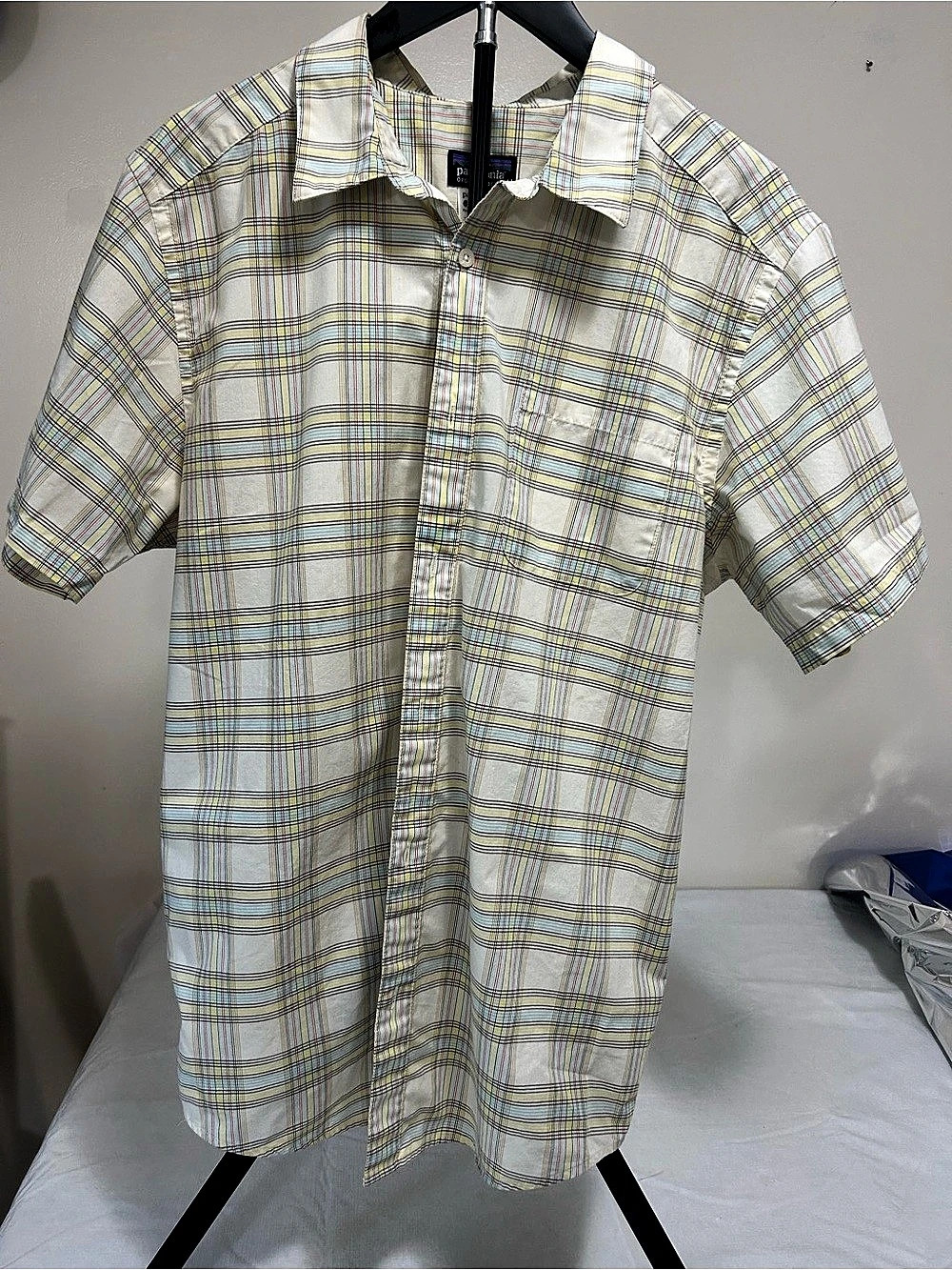 Patagonia Men's Plaid Organic Cotton Shirt Size Large Like New